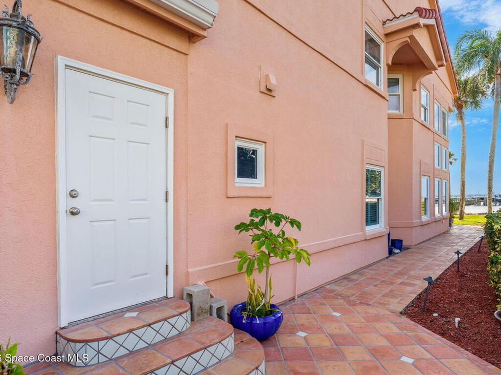 252 Seaview Street, Melbourne Beach, FL 32951