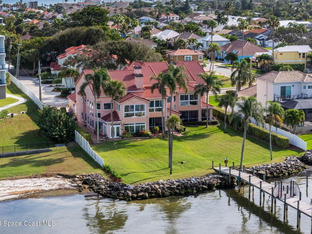 252 Seaview Street, Melbourne Beach, FL 32951