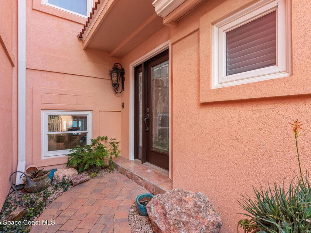 252 Seaview Street, Melbourne Beach, FL 32951