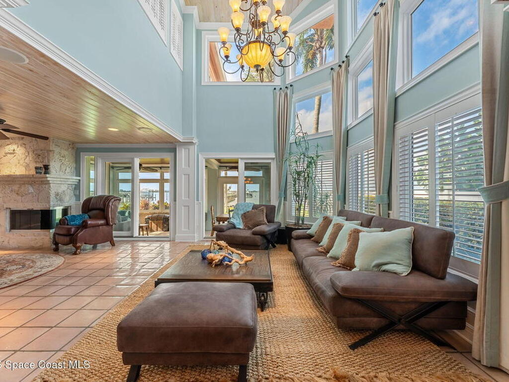 252 Seaview Street, Melbourne Beach, FL 32951