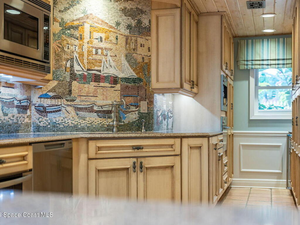 252 Seaview Street, Melbourne Beach, FL 32951