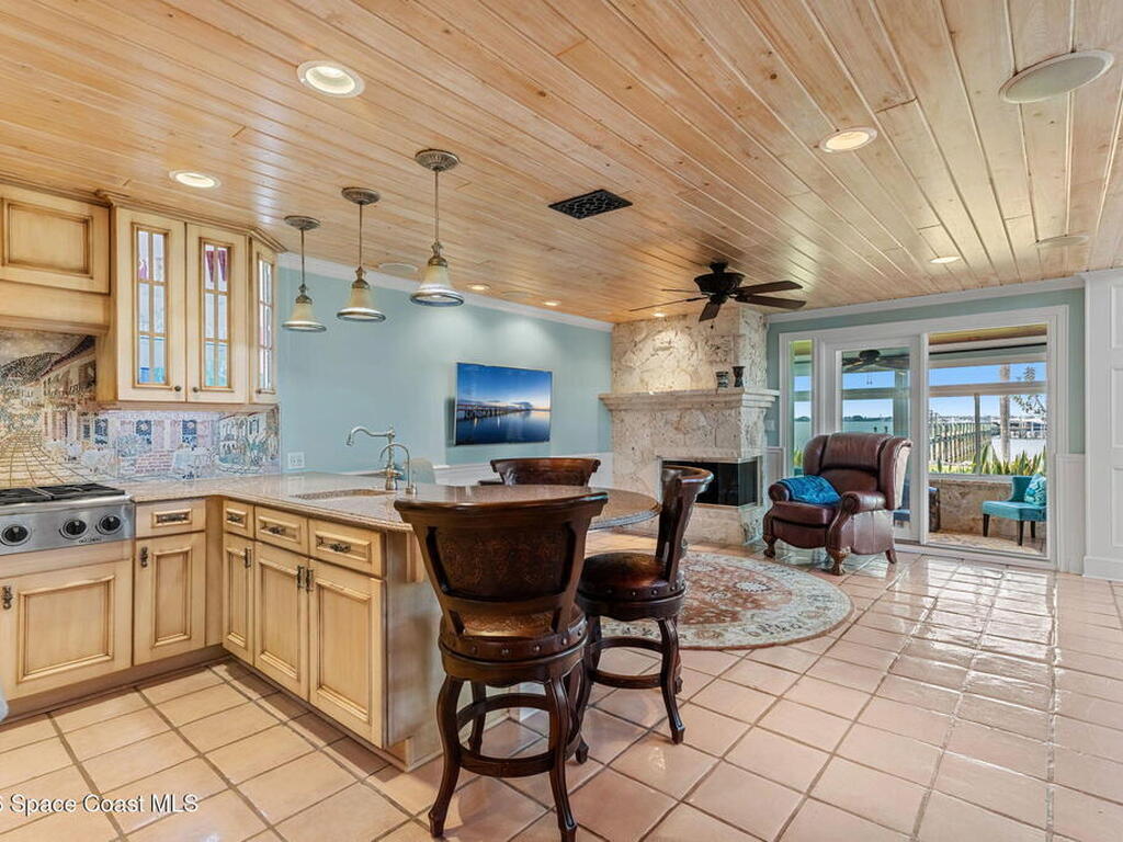 252 Seaview Street, Melbourne Beach, FL 32951