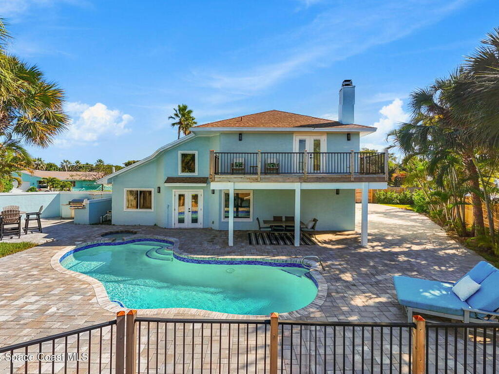 398 Riverview Lane, Melbourne Beach, FL 32951