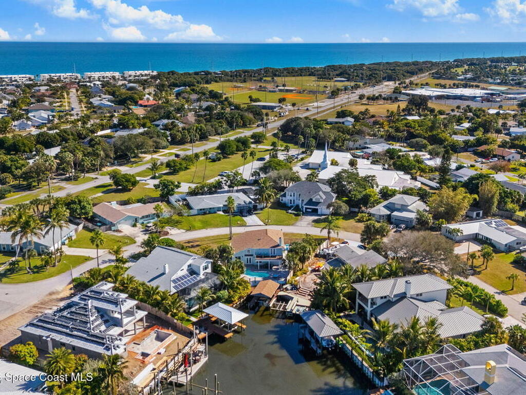 398 Riverview Lane, Melbourne Beach, FL 32951