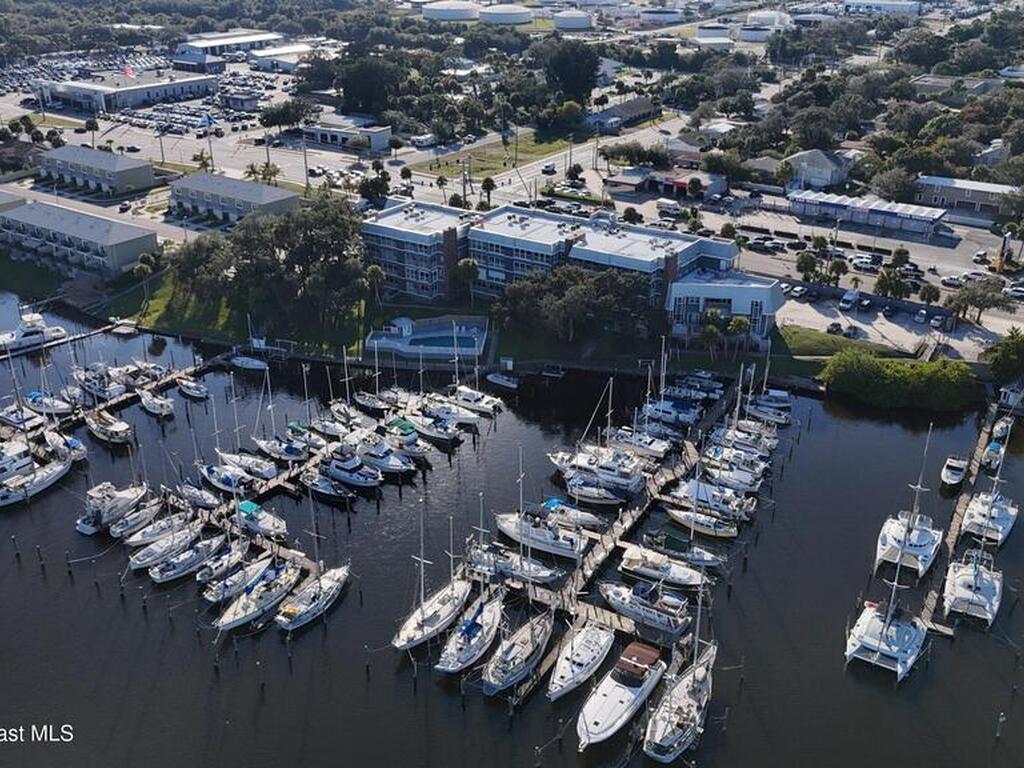 905 N Harbor City Boulevard, Melbourne, FL 32935