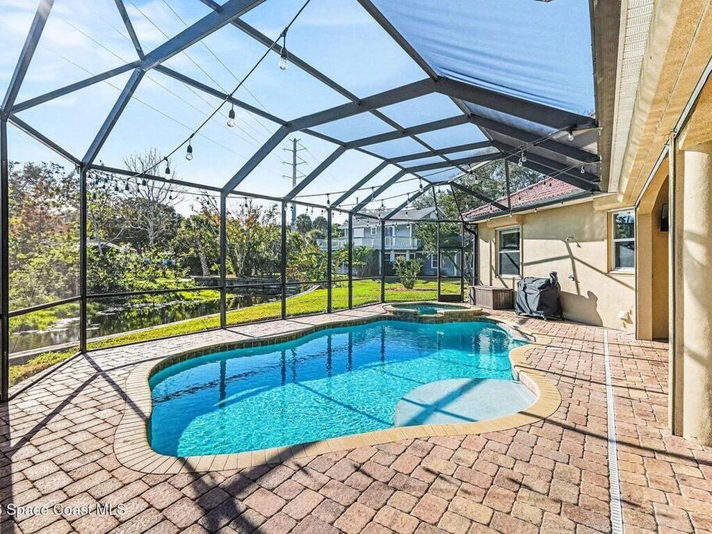 1 Point View Place, Cocoa, FL 32926