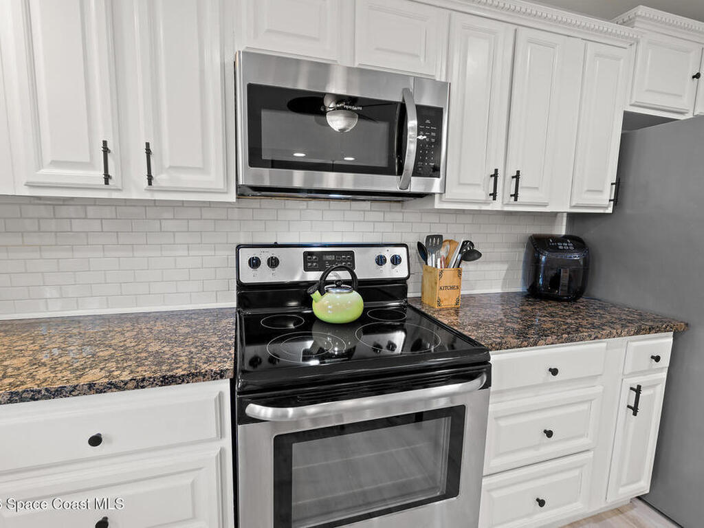 8495 Ridgewood Avenue, Cape Canaveral, FL 32920