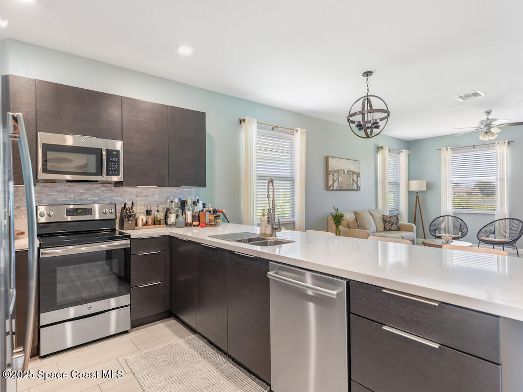 1786 Berkshire Circle, Vero Beach, FL 32968