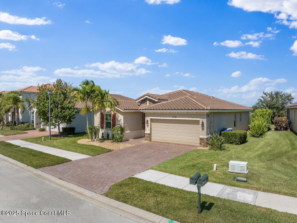 1786 Berkshire Circle, Vero Beach, FL 32968
