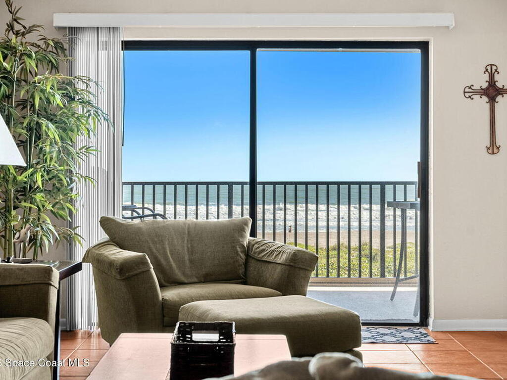 8498 Ridgewood Avenue, Cape Canaveral, FL 32920