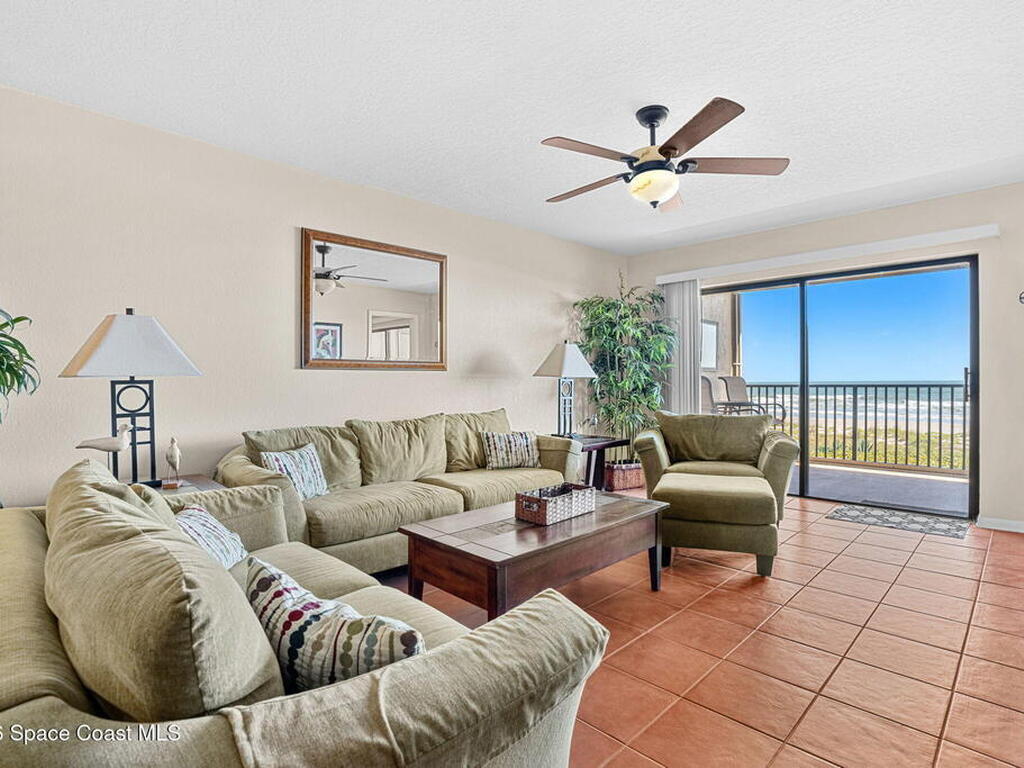 8498 Ridgewood Avenue, Cape Canaveral, FL 32920