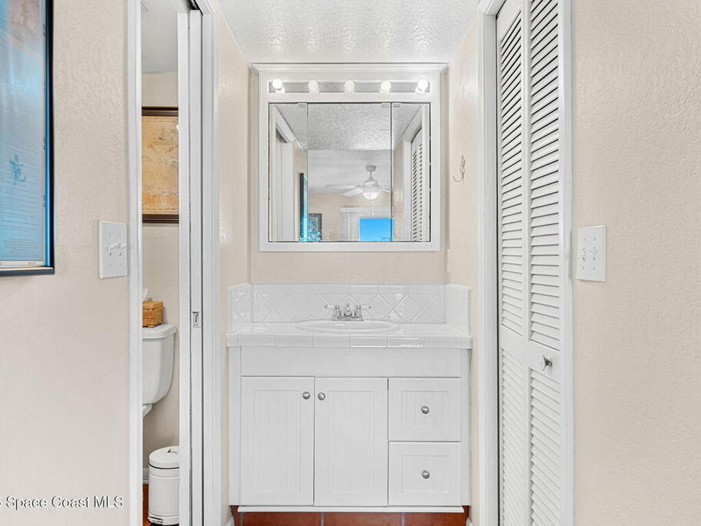 8498 Ridgewood Avenue, Cape Canaveral, FL 32920