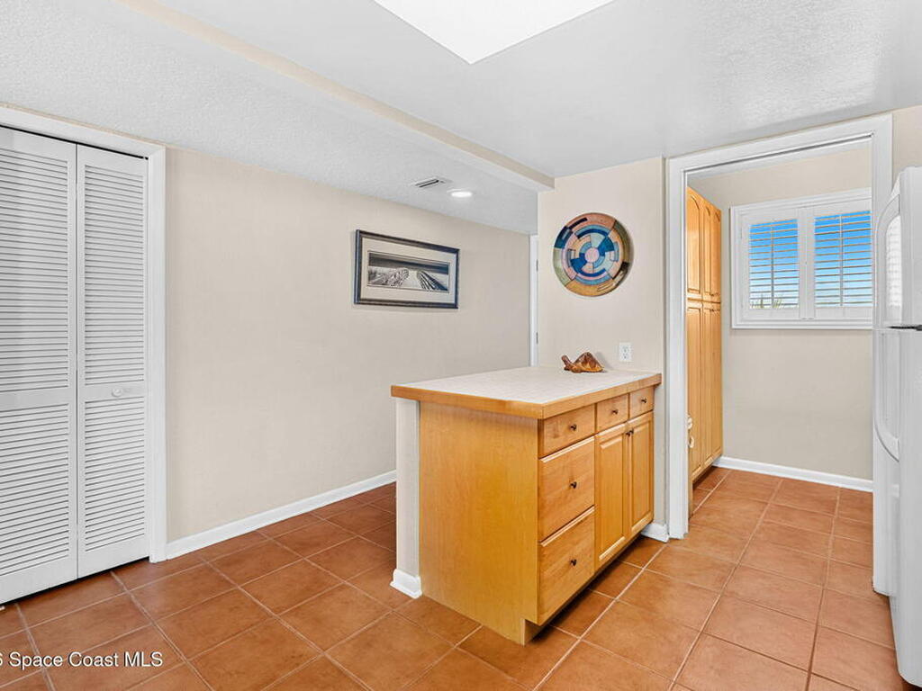 8498 Ridgewood Avenue, Cape Canaveral, FL 32920