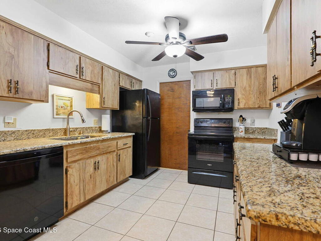 9042 York Lane, West Melbourne, FL 32904