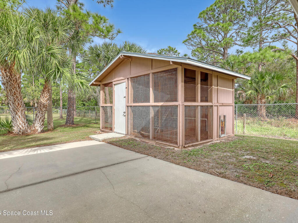 3980 Pepper Tree Street, Grant, FL 32949