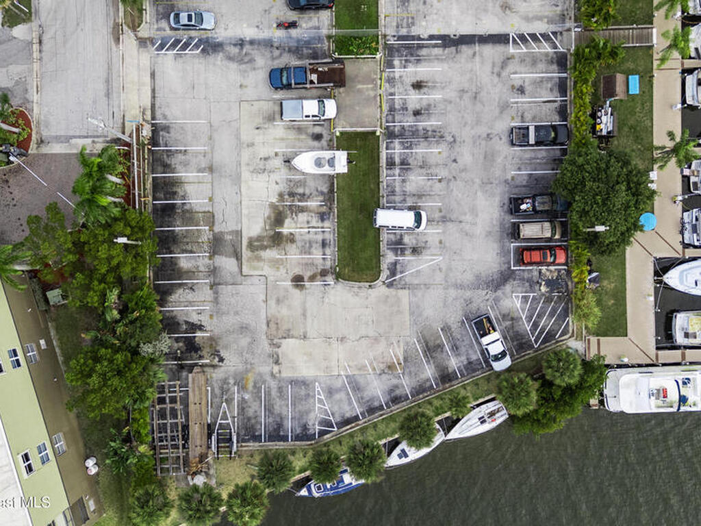 412 W Cocoa Beach Causeway, Cocoa Beach, FL 32931