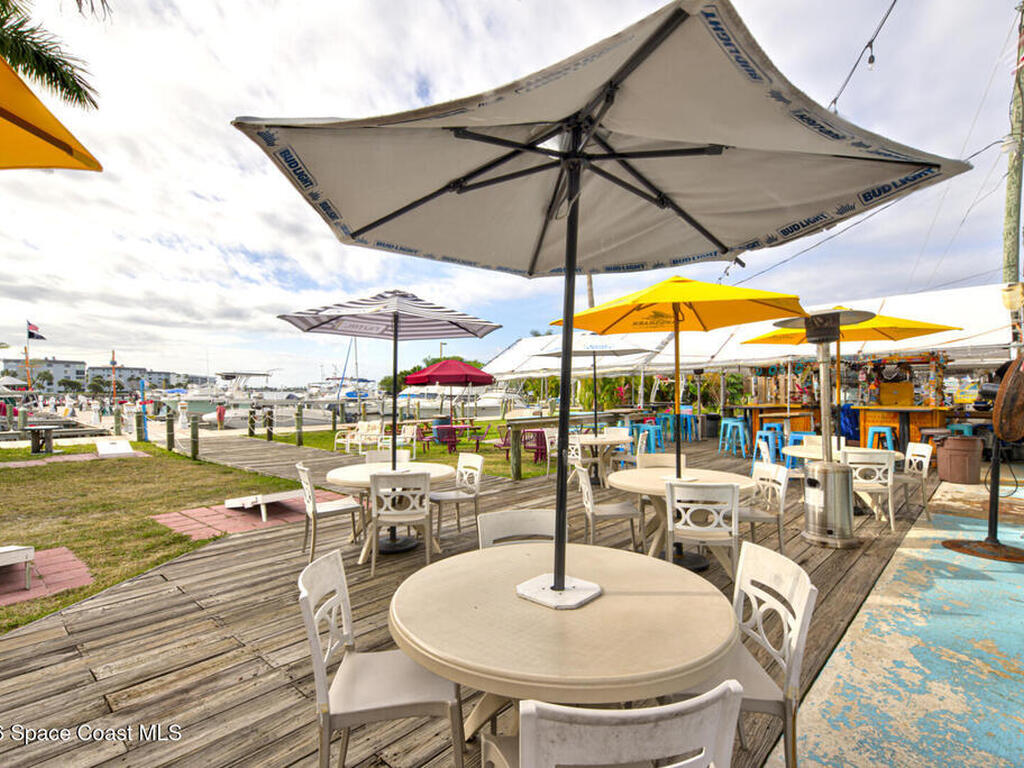 412 W Cocoa Beach Causeway, Cocoa Beach, FL 32931