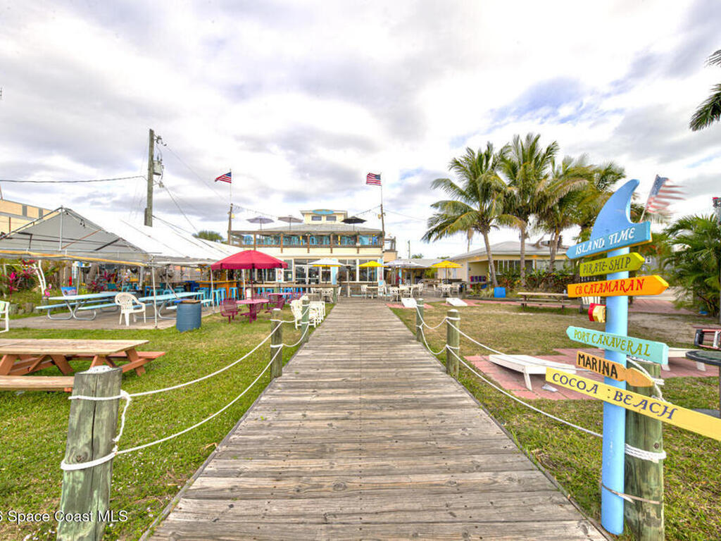 412 W Cocoa Beach Causeway, Cocoa Beach, FL 32931