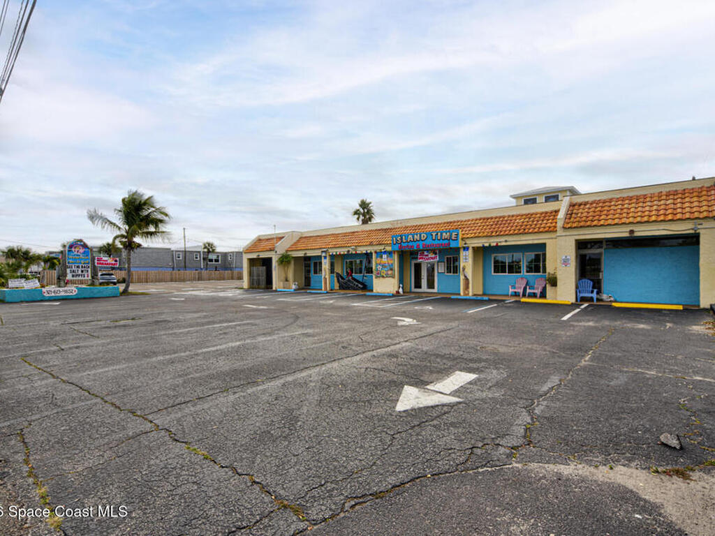 412 W Cocoa Beach Causeway, Cocoa Beach, FL 32931