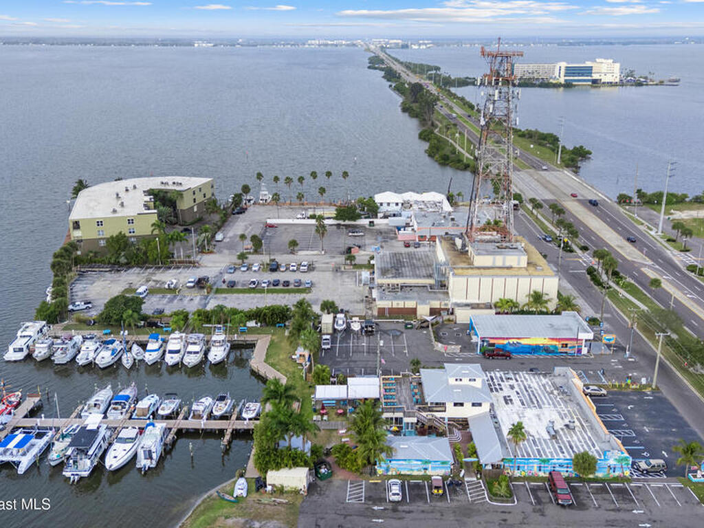 412 W Cocoa Beach Causeway, Cocoa Beach, FL 32931