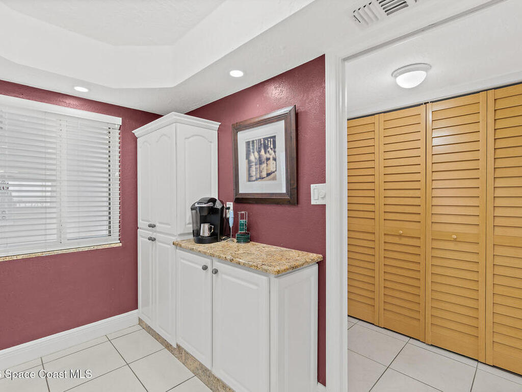 1305 S Atlantic Avenue, Cocoa Beach, FL 32931