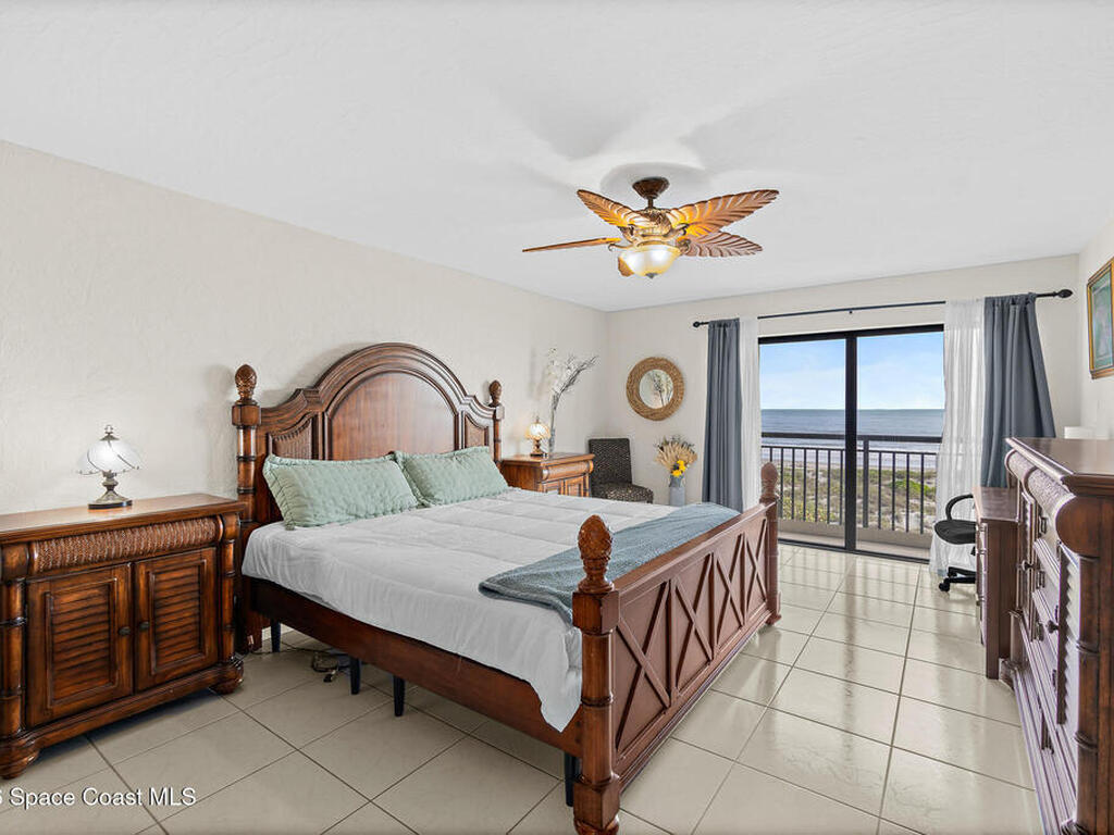 1305 S Atlantic Avenue, Cocoa Beach, FL 32931