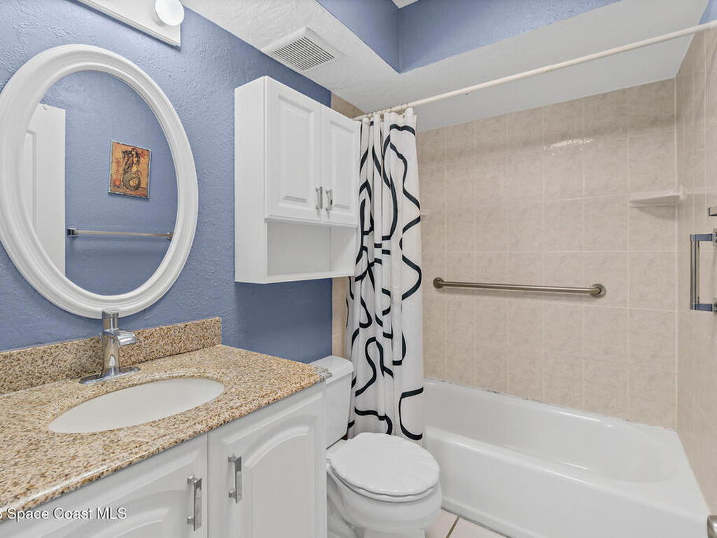 1305 S Atlantic Avenue, Cocoa Beach, FL 32931