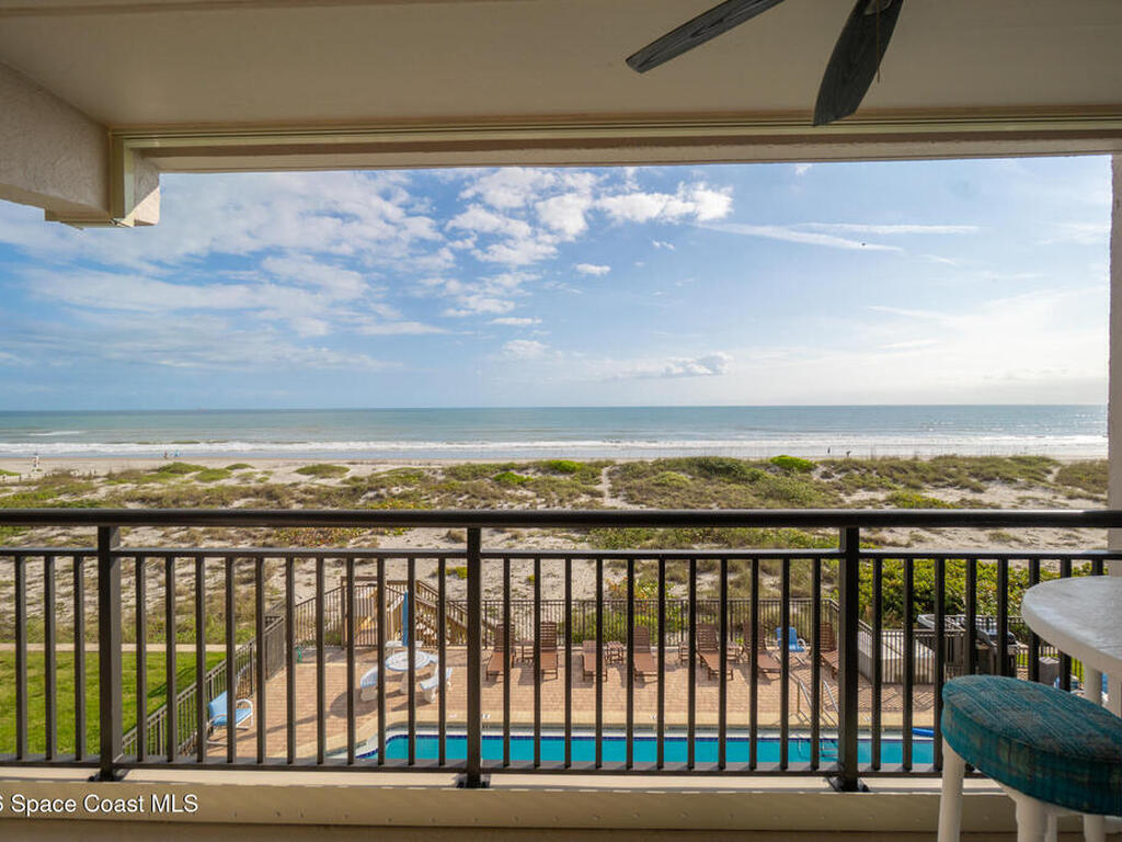 1305 S Atlantic Avenue, Cocoa Beach, FL 32931