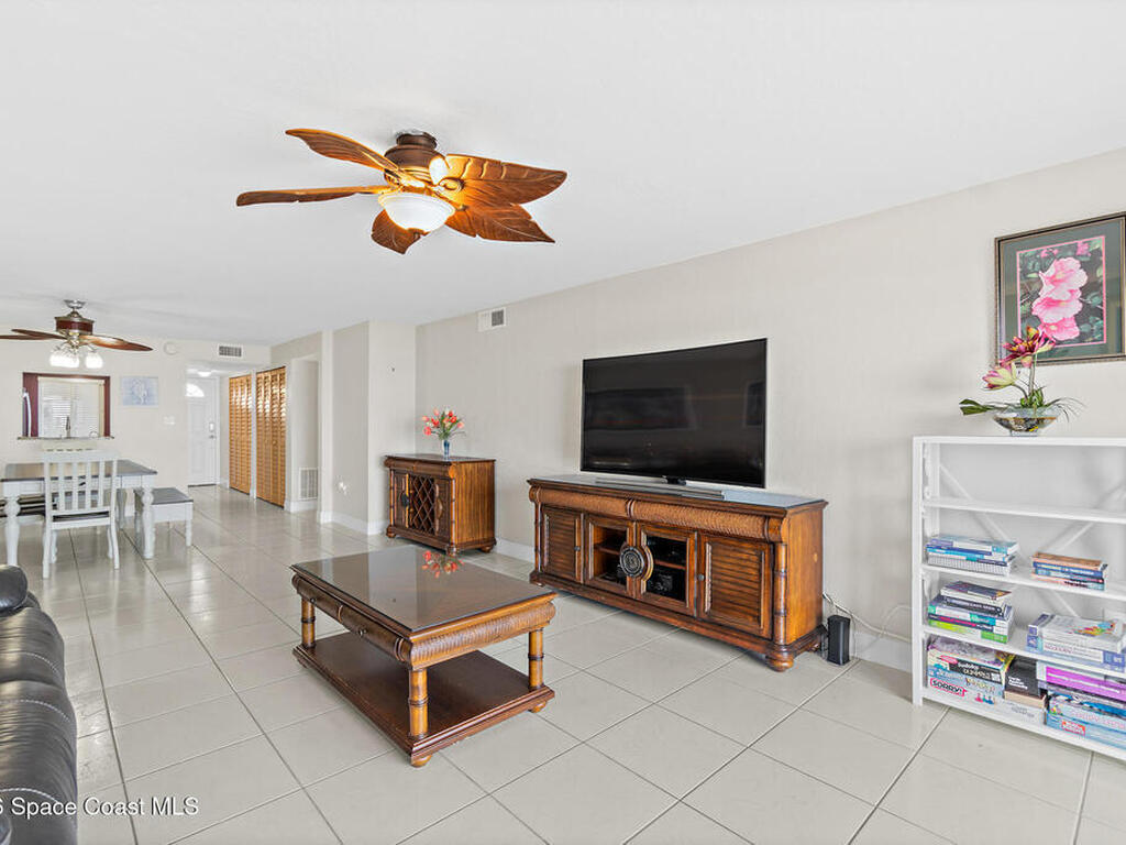 1305 S Atlantic Avenue, Cocoa Beach, FL 32931