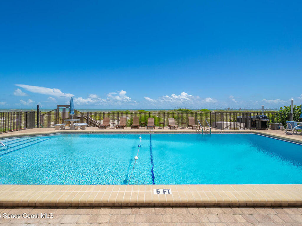 1305 S Atlantic Avenue, Cocoa Beach, FL 32931