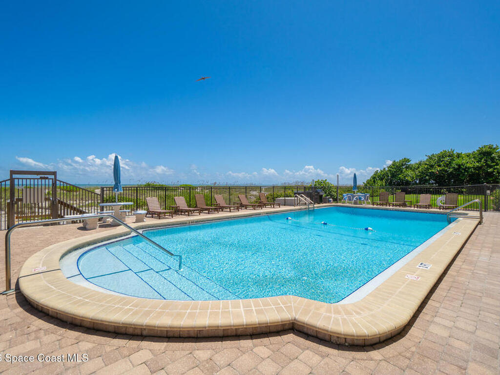 1305 S Atlantic Avenue, Cocoa Beach, FL 32931