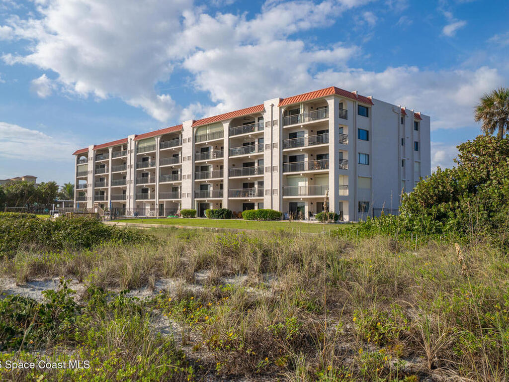 1305 S Atlantic Avenue, Cocoa Beach, FL 32931