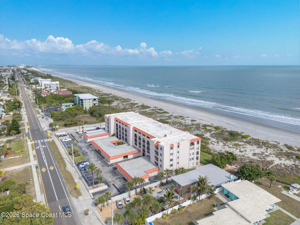 1305 S Atlantic Avenue, Cocoa Beach, FL 32931