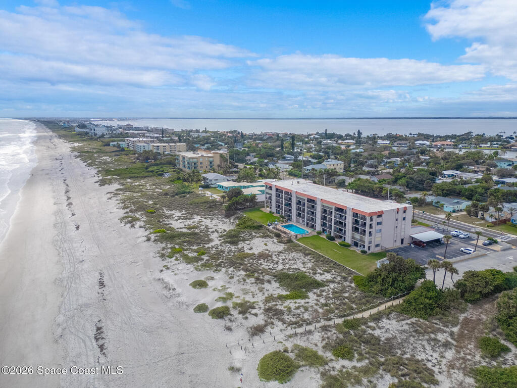 1305 S Atlantic Avenue, Cocoa Beach, FL 32931