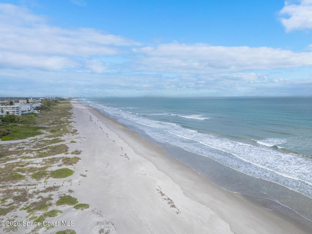 1305 S Atlantic Avenue, Cocoa Beach, FL 32931