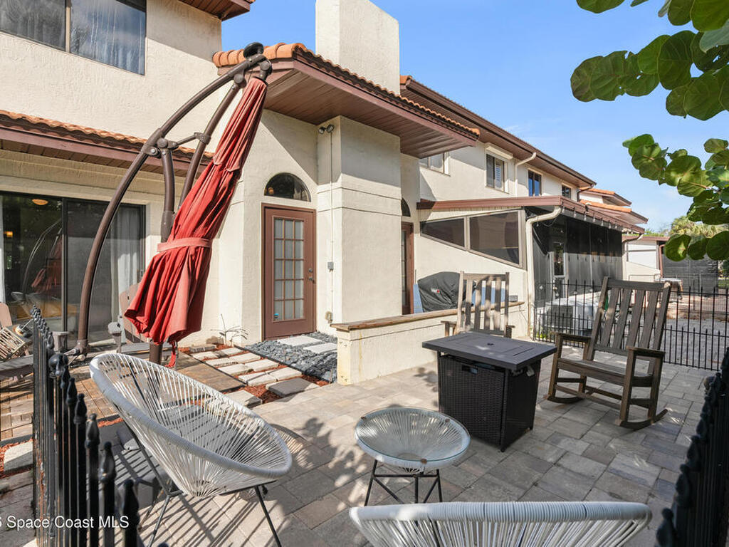 210 Parkside Place, Indian Harbour Beach, FL 32937