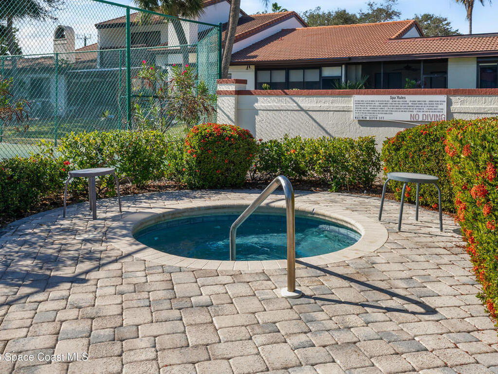 210 Parkside Place, Indian Harbour Beach, FL 32937