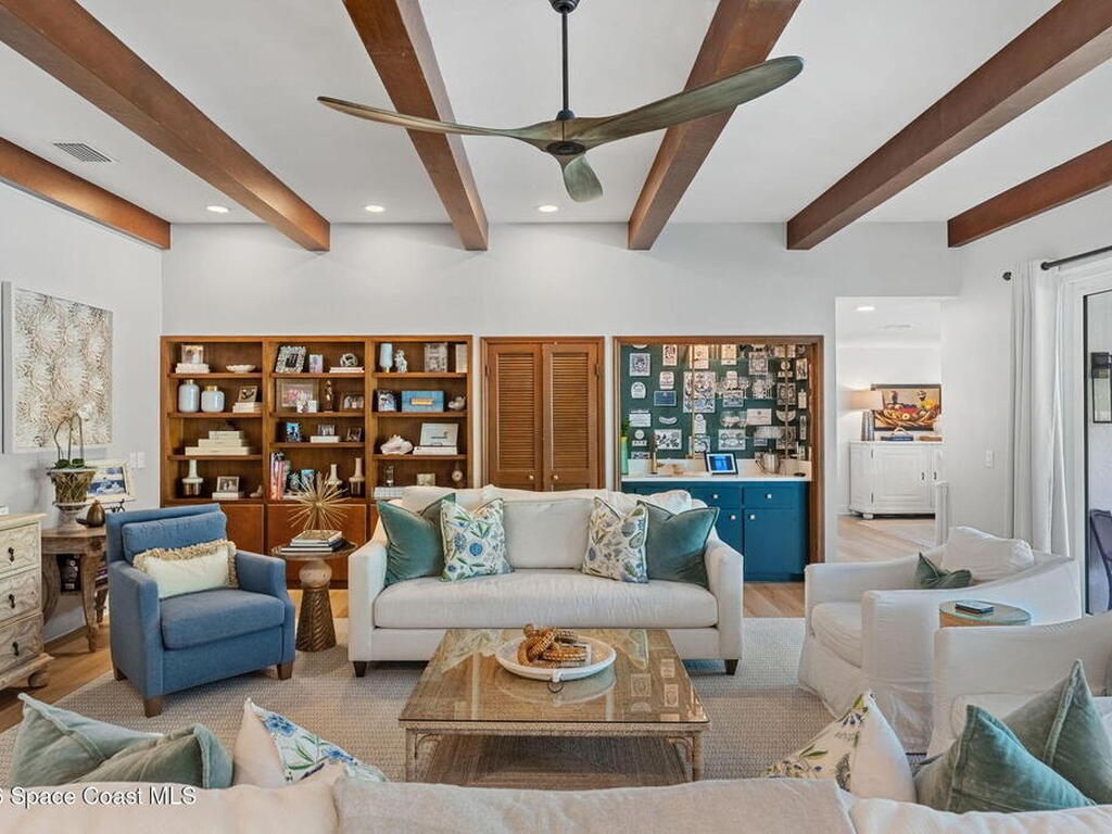 656 Franklyn Avenue, Indialantic, FL 32903