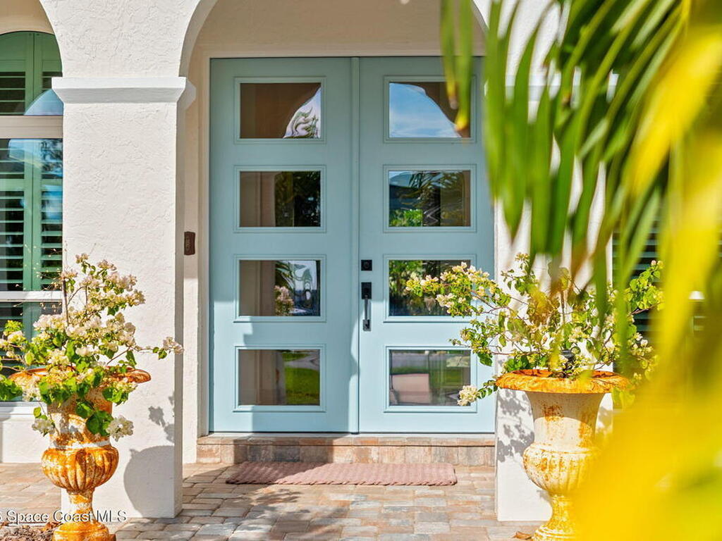 656 Franklyn Avenue, Indialantic, FL 32903