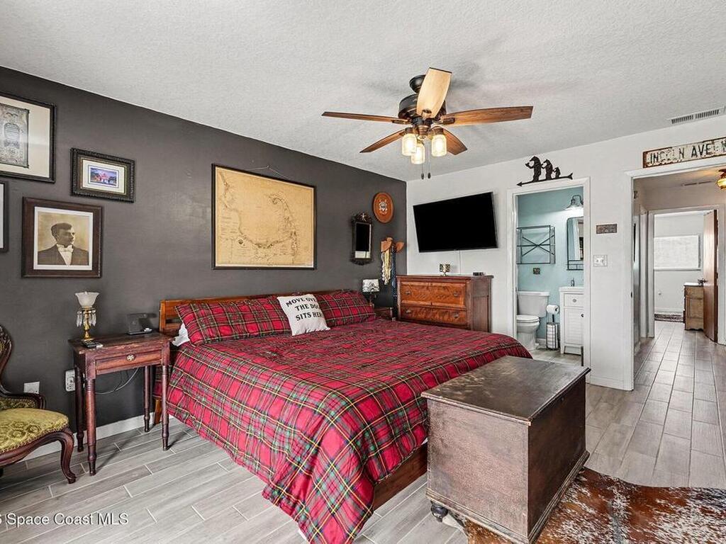 290 N 2nd Street, Cocoa Beach, FL 32931