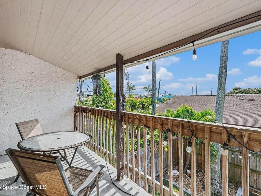 290 N 2nd Street, Cocoa Beach, FL 32931