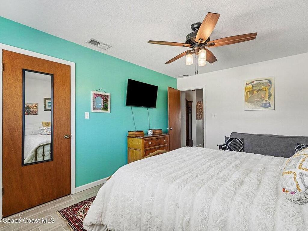 290 N 2nd Street, Cocoa Beach, FL 32931