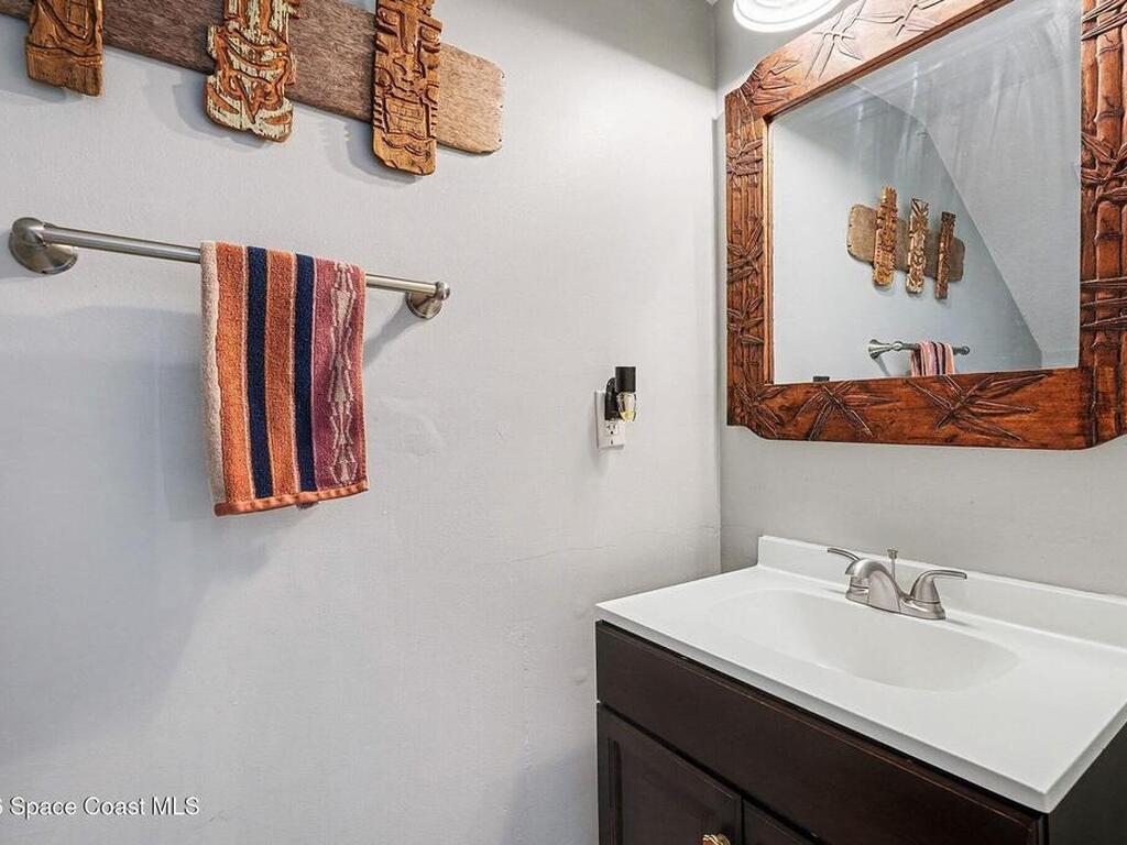 290 N 2nd Street, Cocoa Beach, FL 32931