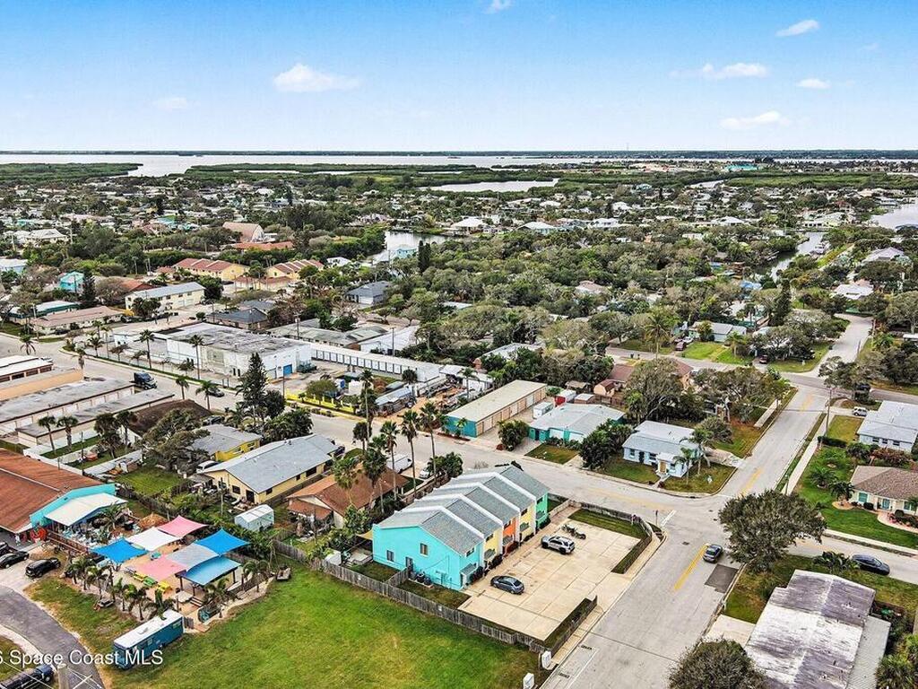290 N 2nd Street, Cocoa Beach, FL 32931