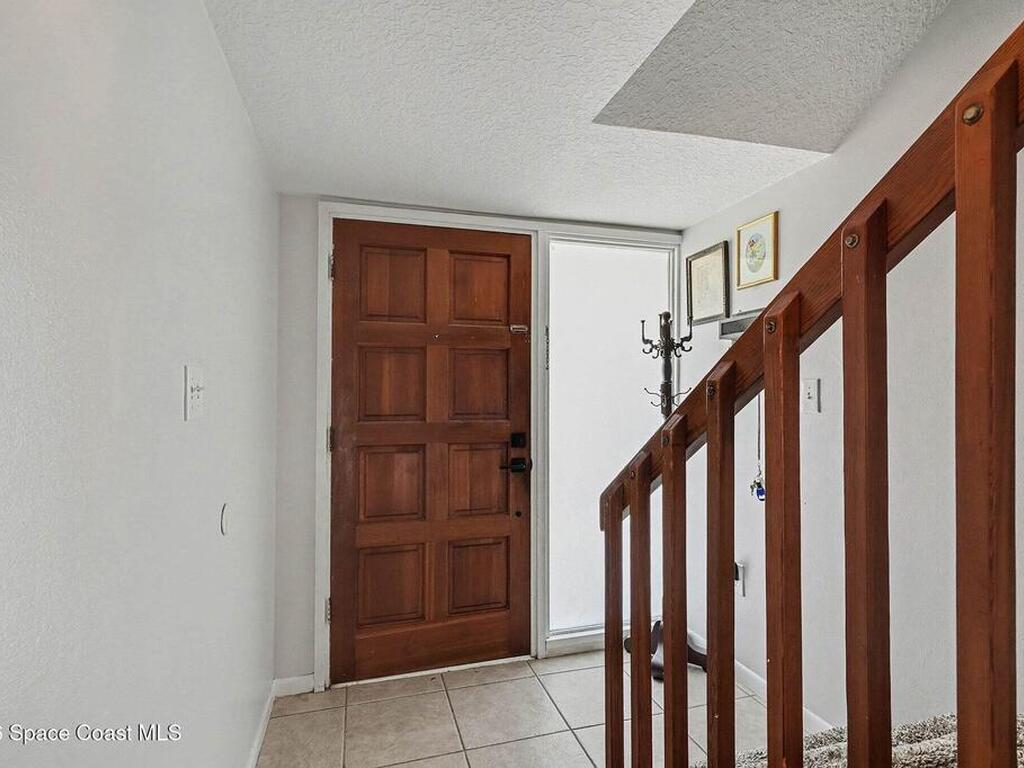 290 N 2nd Street, Cocoa Beach, FL 32931