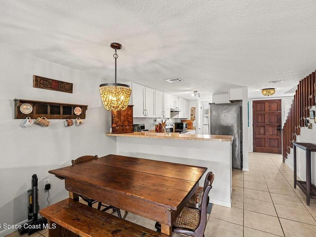 290 N 2nd Street, Cocoa Beach, FL 32931