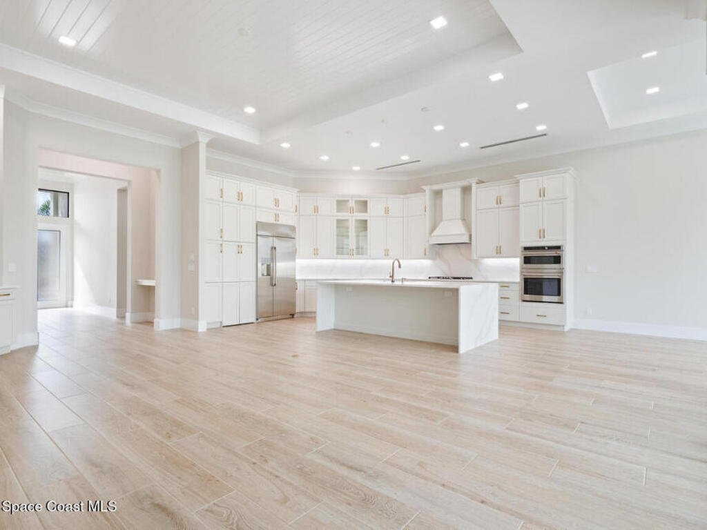 4310 Amelia Plantation Court, Vero Beach, FL 32967