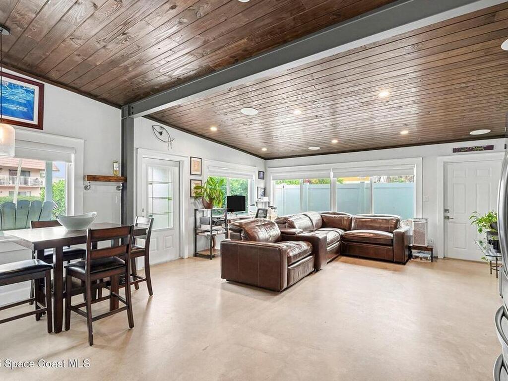 607 Madison Avenue, Cape Canaveral, FL 32920