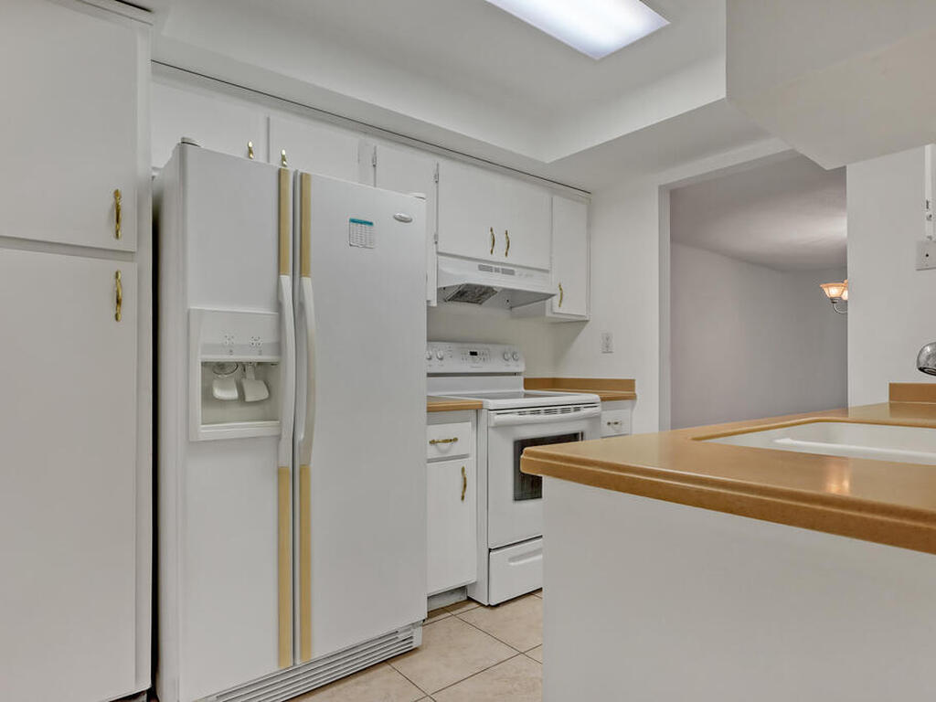 2574 Demaret Drive, Titusville, FL 32780