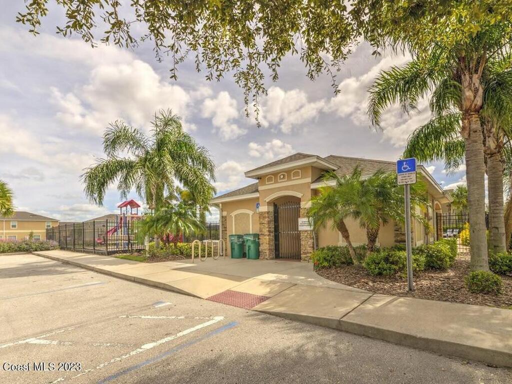 2760 Revolution Street, Melbourne, FL 32935